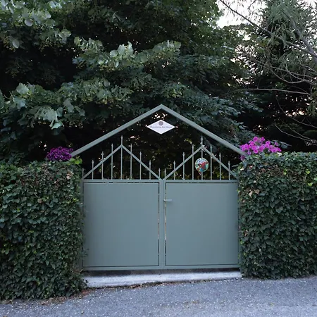 Theodorou Art House Villa *